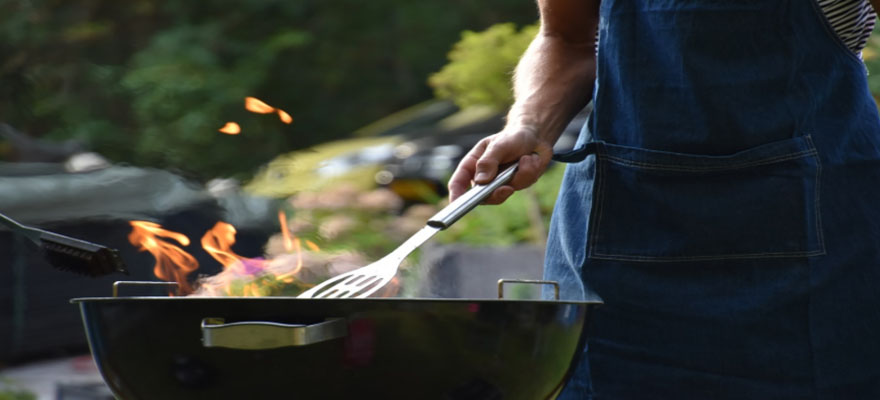 How to Clean Charcoal Grill Fast and Easy, A Few Tips for Beginners